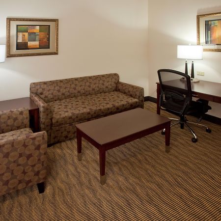 Holiday Inn Express Hotel & Suites Austin South - Buda By Ihg Room photo